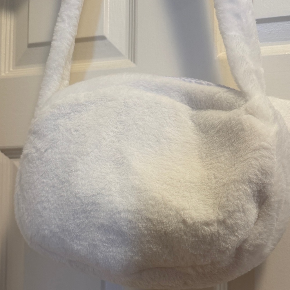 Miniso Crayon Shinchan Collection Shoulder Bag, White Fluffy, NWT - Picture 8 of 12
